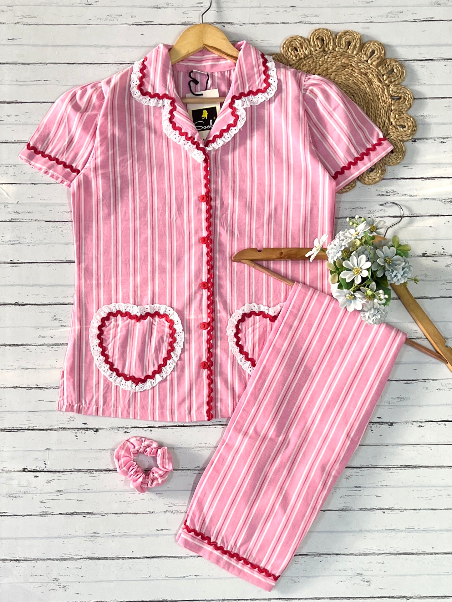 Pink stripe heart