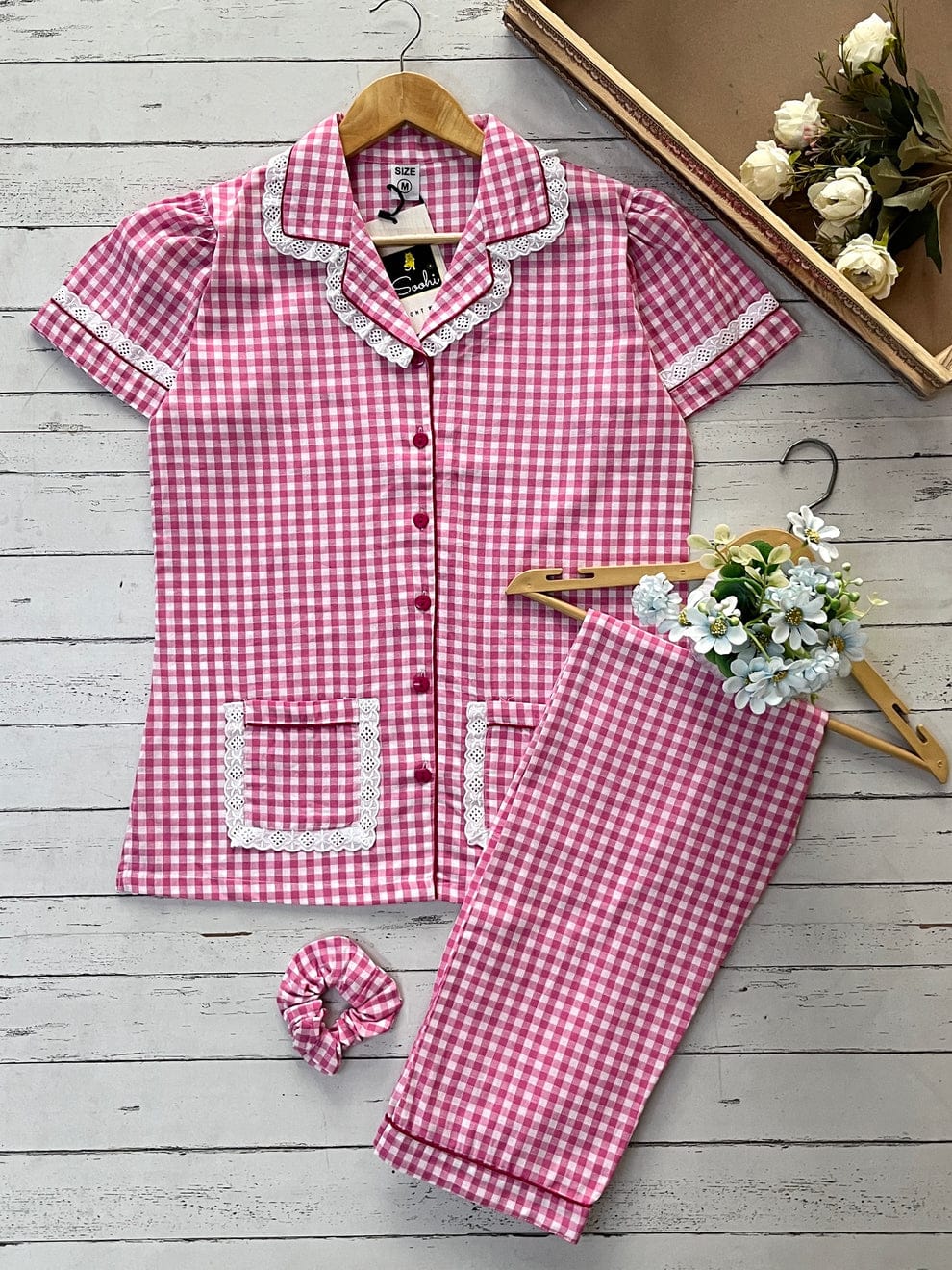 Dark pink Check