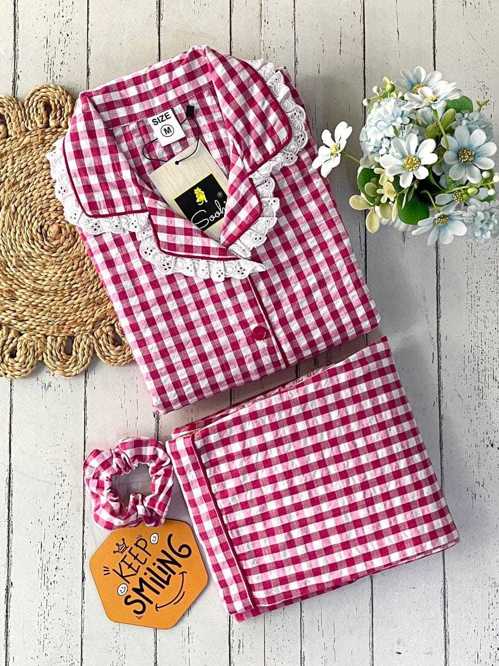 Dark pink Check