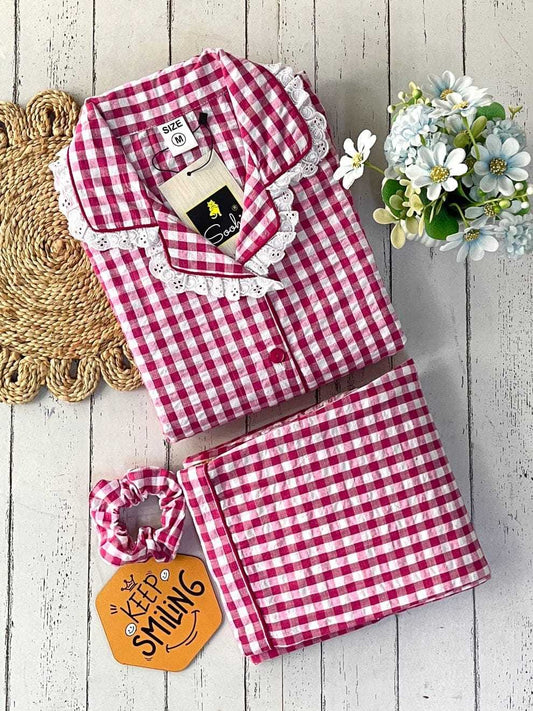 Dark pink Check