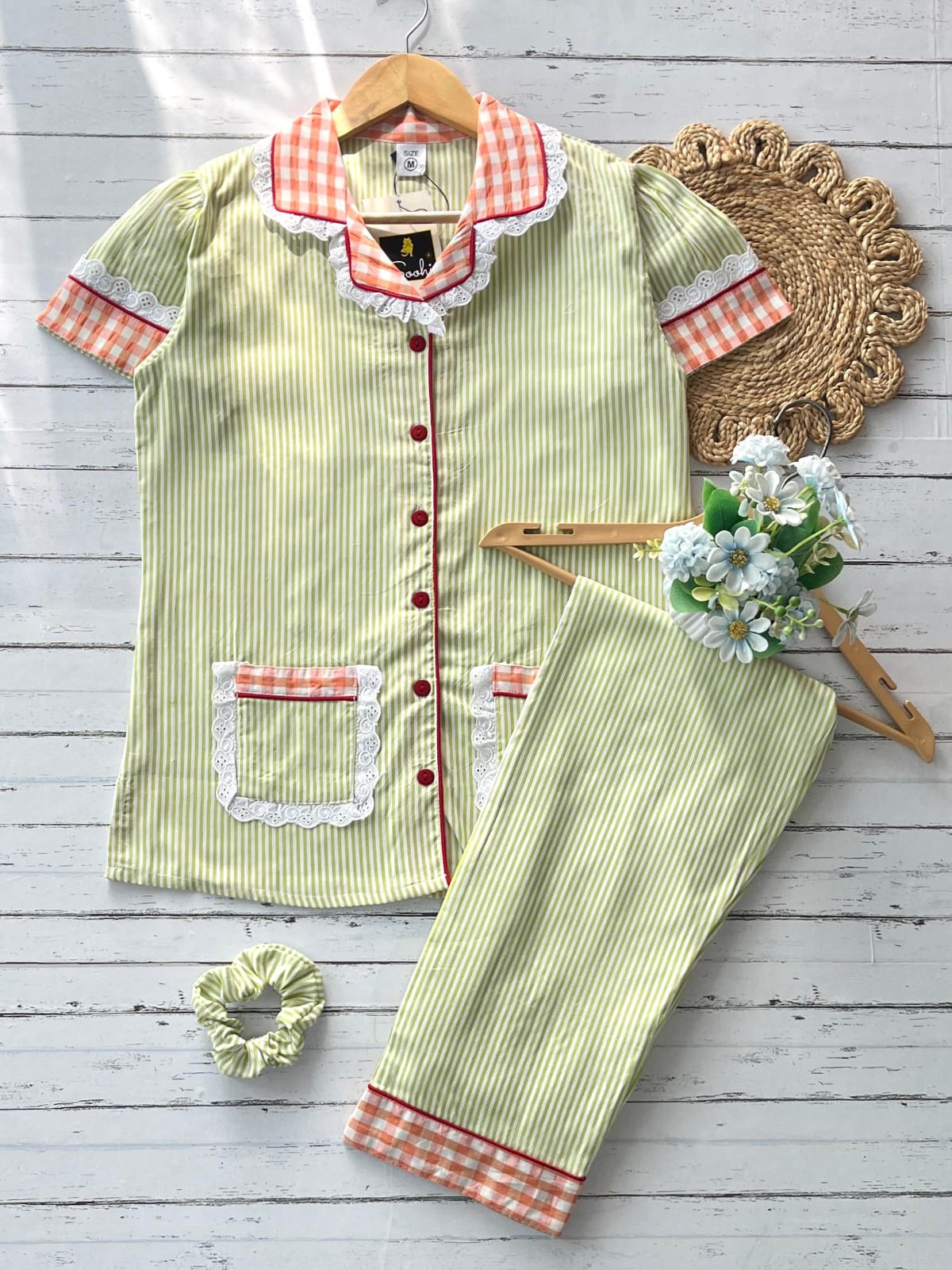 Green orange stripes