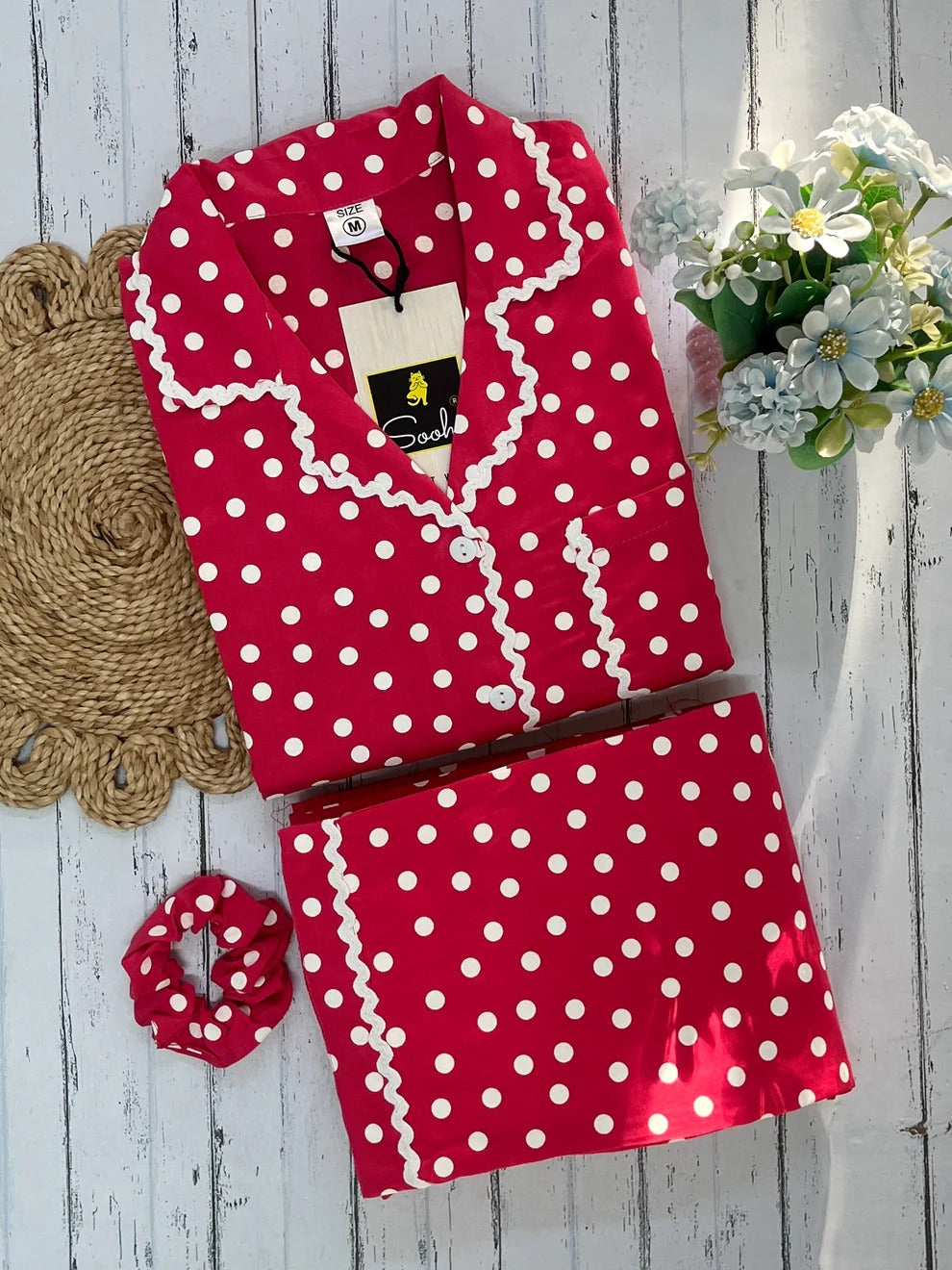 Red polka dots small